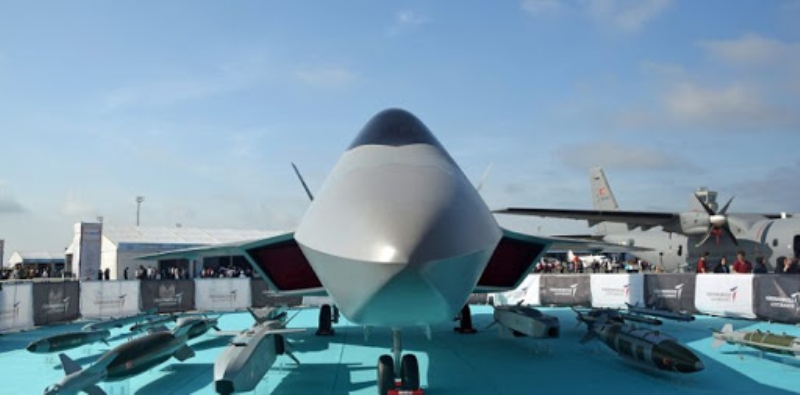 <p>Kriptolu (Karıştırmaya daha dayanıklı) veya kriptosuz askeri KKS (İng. GPS) kullanma olanağı</p>