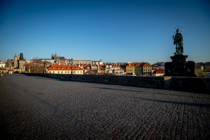 <p>Çekya'da Kovid-19 karantinası uzatıldı.</p>