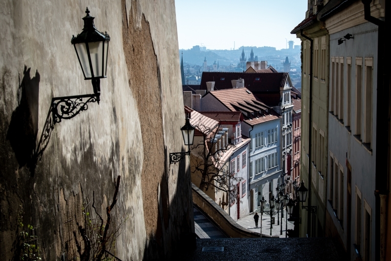 <p>Çekya'da Kovid-19 karantinası uzatıldı.</p>