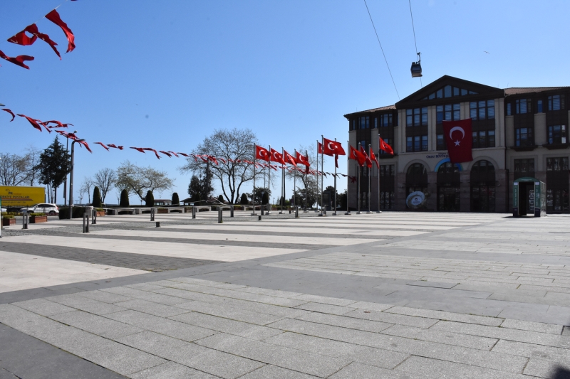 <p>Kentteki Demokrasi Meydanı, en sakin günlerini yaşamaya devam ediyor.</p>