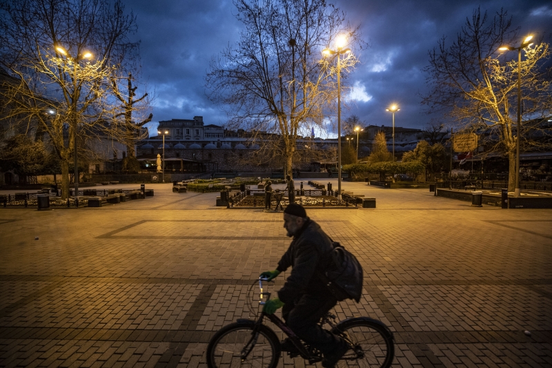 <p>İstanbul'da 'koronavirüs sessizliği'</p>