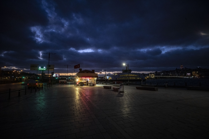 <p>İstanbul'da 'koronavirüs sessizliği'</p>