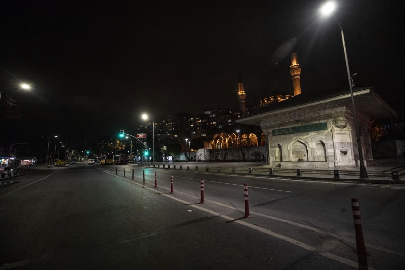<p>İstanbul'da 'koronavirüs sessizliği'</p>