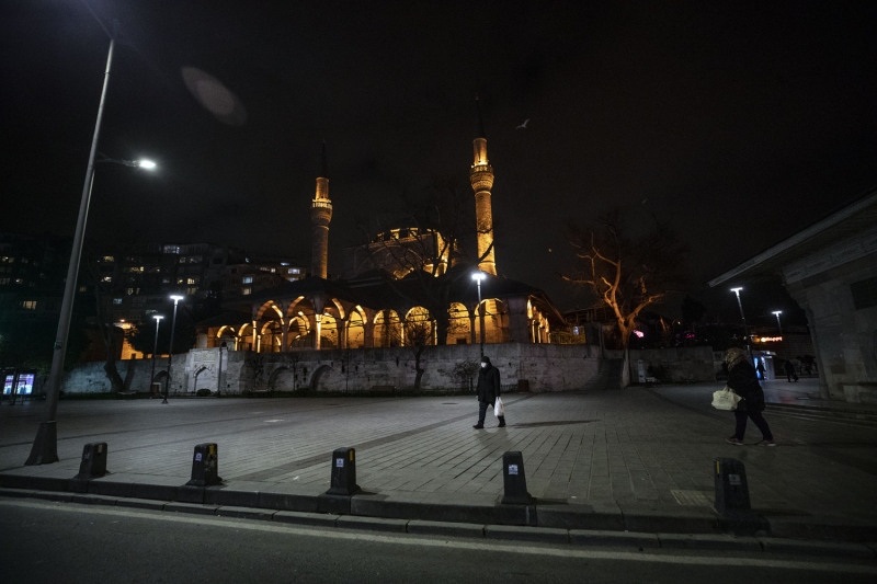 <p>İstanbul'da 'koronavirüs sessizliği'</p>