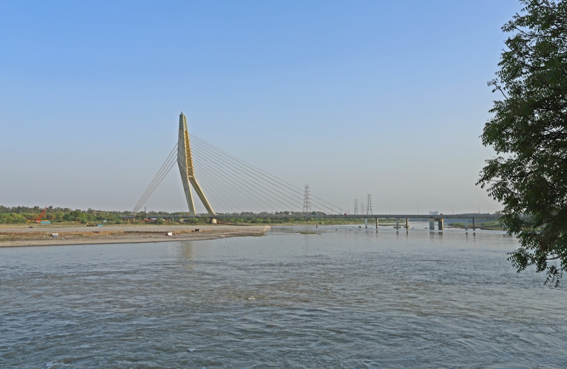 <p>Hindistan'ın Yamuna Nehri temizleniyor</p>