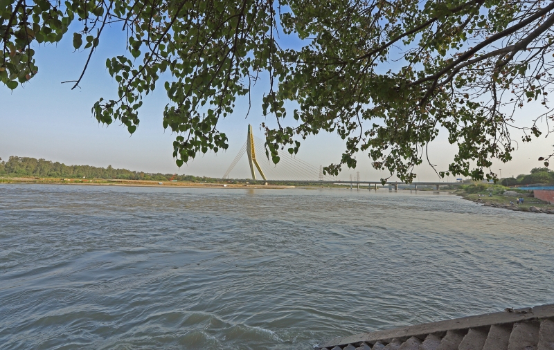 <p>Hindistan'ın Yamuna Nehri temizleniyor</p>