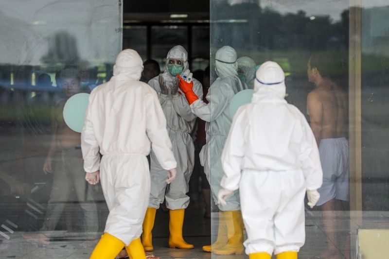 <p>Fransa'da ise hayatını kaybedenlerin sayısı 4 bin 166 oldu. <span style='font-size: 1.2rem;'>Fransa, dünya genelinde Kovid-19 nedeniyle en fazla can kaybının yaşandığı 4'üncü ülke konumunda bulunuyor.</span></p>