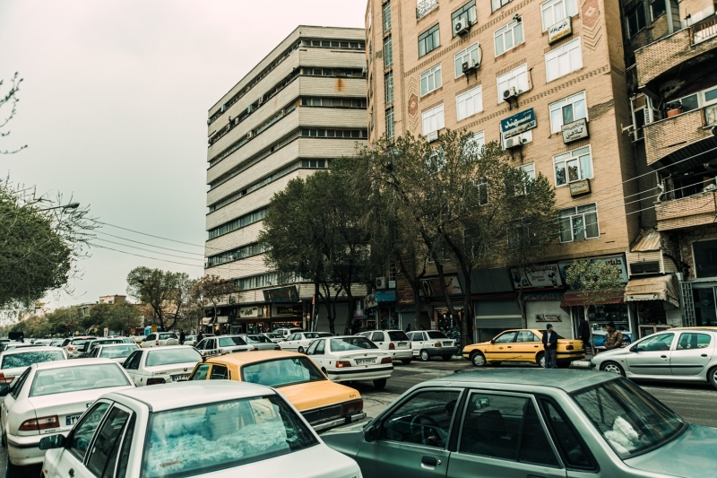 <p>İran'da bazı işletmeler ve devlet kurumları faaliyetlerine tekrar başladı</p>