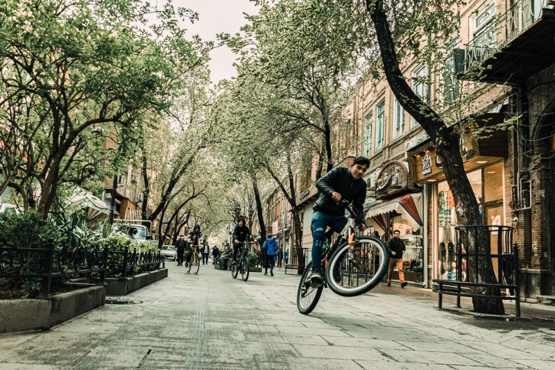 <p>İran'da bazı işletmeler ve devlet kurumları faaliyetlerine tekrar başladı</p>
