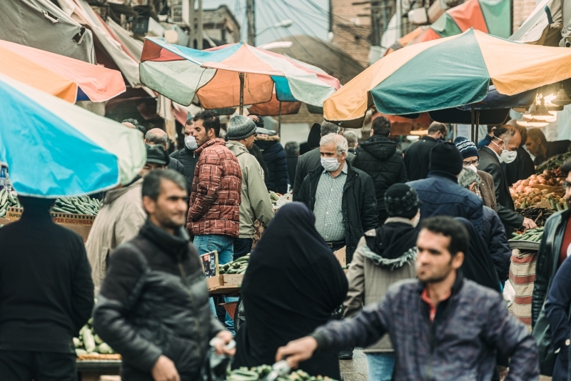 <p>İran'da bazı işletmeler ve devlet kurumları faaliyetlerine tekrar başladı</p>