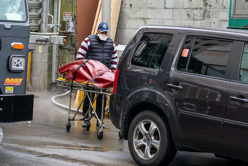 <p>Salg�n nedeniyle d�nya genelinde 110 bin 827 ki�i hayat�n� kaybetti, vir�s bula�an 412 bin 356 ki�i ise iyile�ti. Tedavi alt�nda 1 milyon 280 bin 292 ki�i bulunuyor.</p>