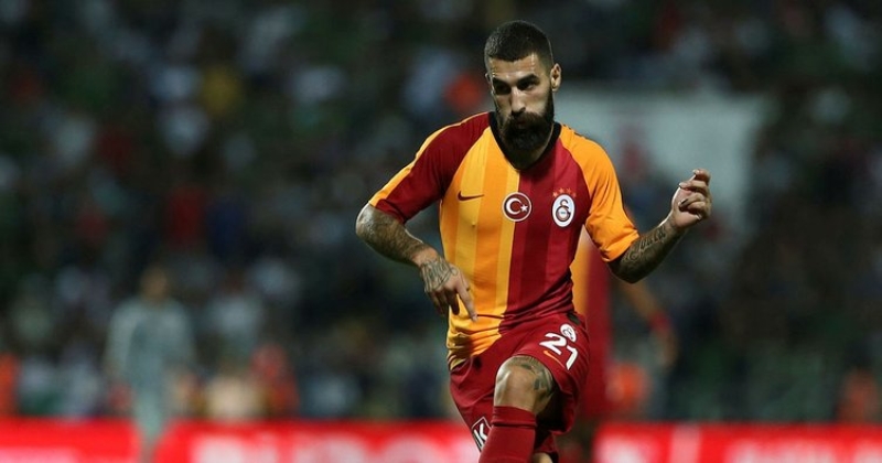 <p>Ayrca Jimmy Durmaz, Babel ve Diagne ile de yollar kesin olarak ayrlacak.</p>