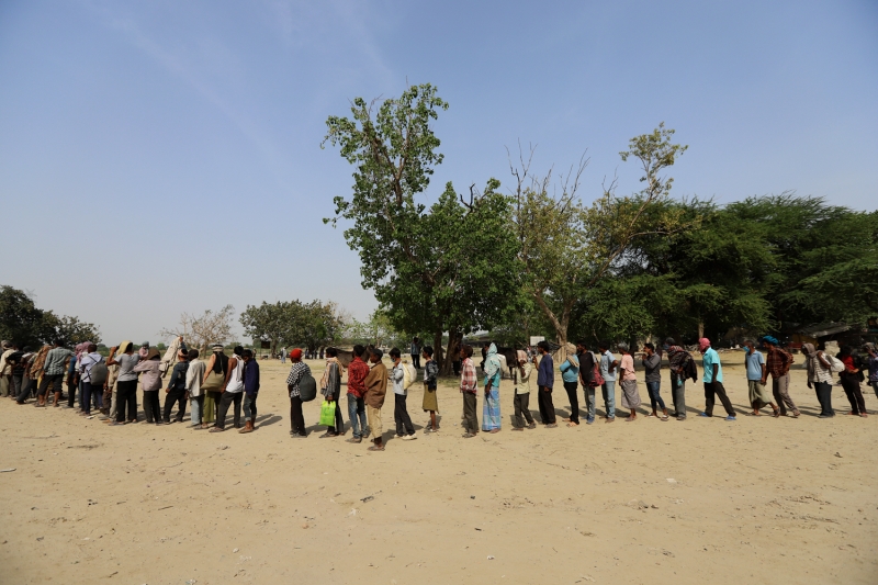 <p>Yeni Delhi'de Kovid-19 tedbirleri</p>