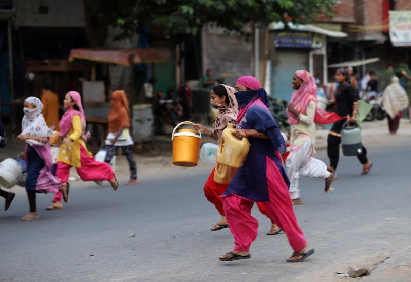 <p>Yeni Delhi'de Kovid-19 tedbirleri</p>