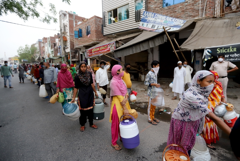 <p>Yeni Delhi'de Kovid-19 tedbirleri</p>