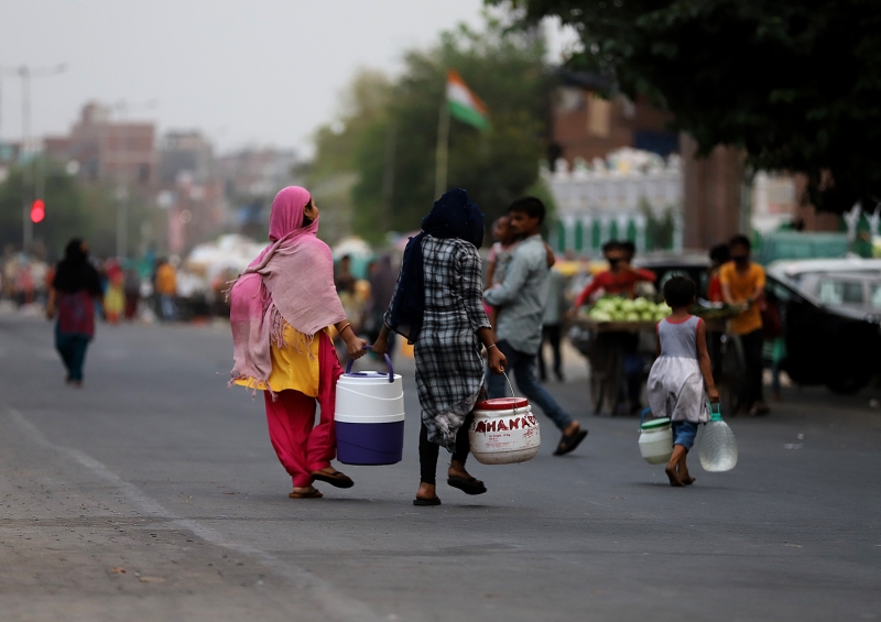 <p>Yeni Delhi'de Kovid-19 tedbirleri</p>