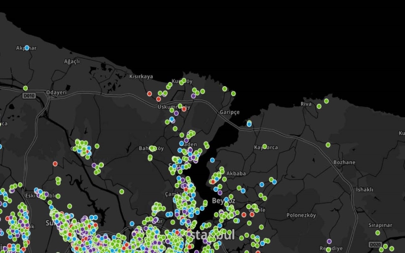 <p>stanbul iin en riskli blge Esenler. Esenler nfusa gre sralama asndan stanbul'daki 14. byk ile, kilometrekare bana den kii says bakmndan da 11. byk ile ama Esenler'i skklk endeksine gre 1 numara yapan, toplam nfusunun belli mahallelerde younlamas.</p>