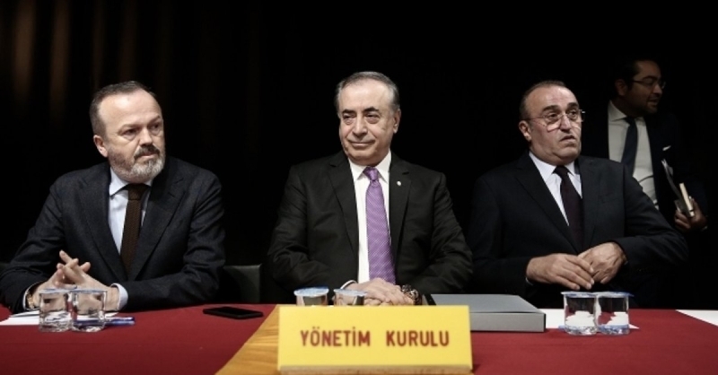 <p>Galatasaray Yönetimi bu şekilde maaş bütçesini son yılların en düşük seviyesine çekmeye hazırlanıyor.</p>