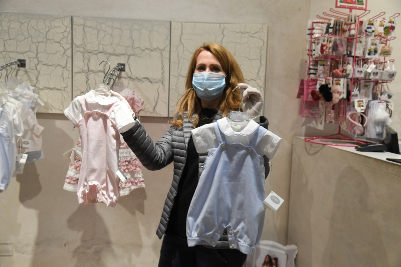 <p>İtalya'da bazı işletmeler tekrar açılıyor</p>