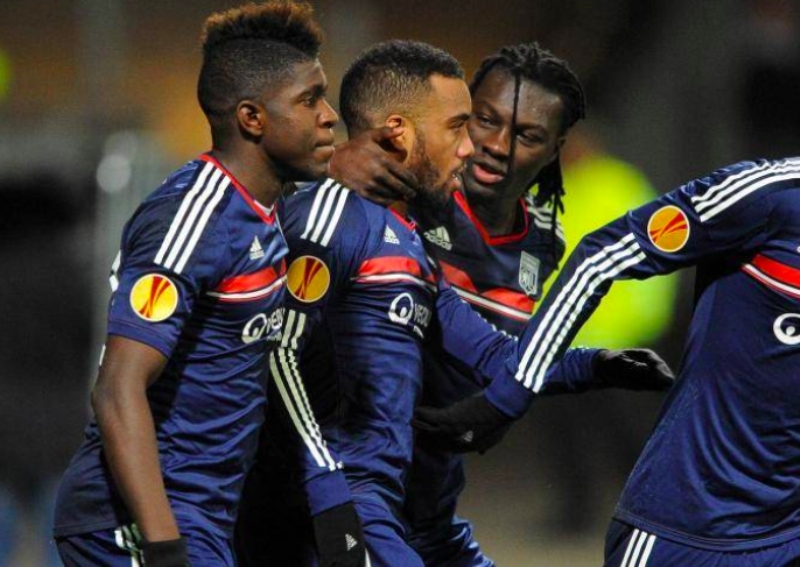 <p>Stoper - Samuel Umtiti<br></p>