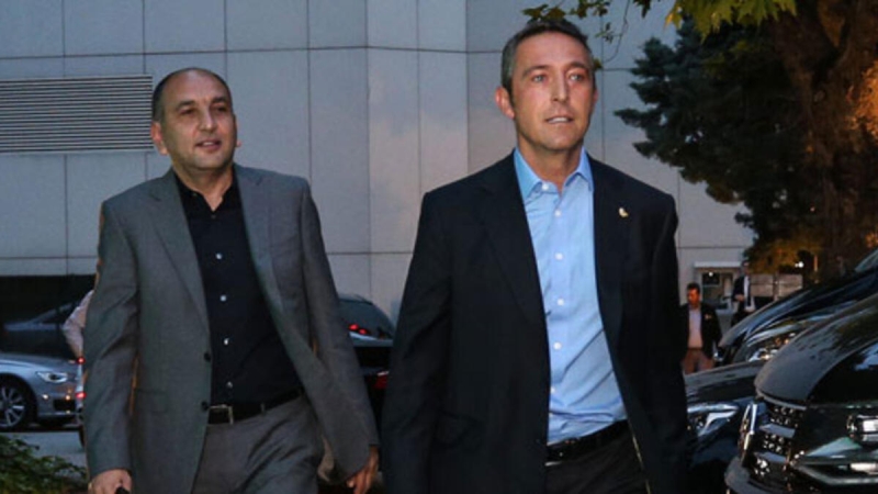 <p>Bakan Ko ve kurmaylarnn, Real Madrid, Barcelona ve Juventus gibi dev kulpleri rnek alarak futbolcularn cretlerinde indirim yapma konusunda gr birliine vard ve nmzdeki hafta bunun iin harekete geilecei bildirildi.</p>