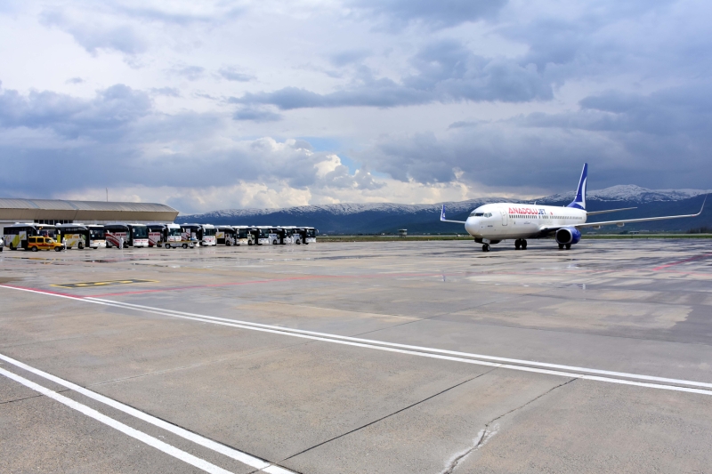 <p>KKTC'den getirilen 175 Türk vatandaşı Muş'ta yurda yerleştirildi</p>