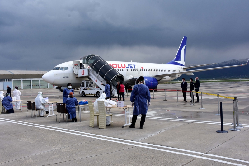 <p>KKTC'den getirilen 175 Türk vatandaşı Muş'ta yurda yerleştirildi</p>