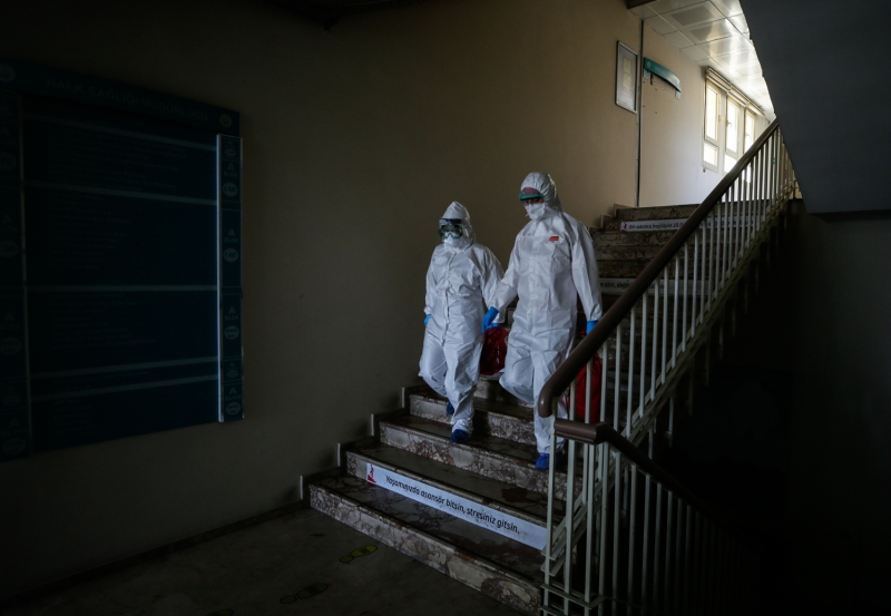 <p>Gerek duyulması halinde ekipler, yeniden adreslere yönlendiriliyor.</p>