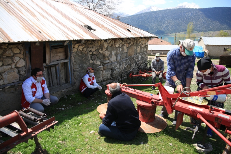 <p><b>- YORGUNLUKLARI BİR GÜLÜMSEMEYLE SONA ERİYOR</b><br></p>