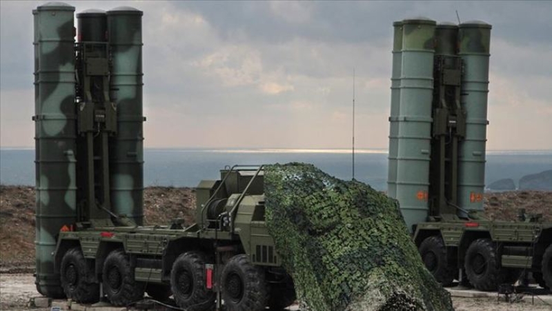 <p>'S-400 üç Patriot'a bedel. Eğer şartlar, S-400 ile eşit bile olsa biz Patriot alırız ama eşit olmazsa biz de menfaatimizi düşüneceğiz....</p>