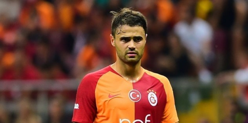 <p>Ahmet �al�k 900.000 euro</p>