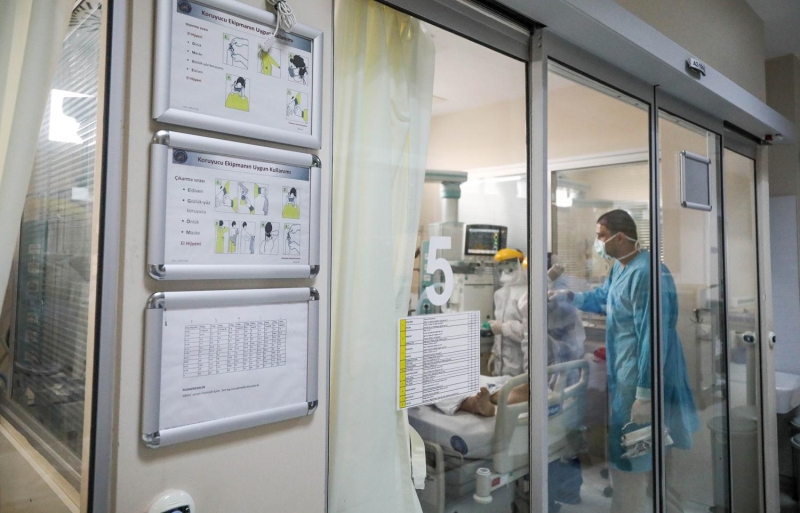 <p>Bu dnemde dar kanlara 'Evde Kal' ars yapan Prof. Dr. Melike Cengiz, yle konutu:</p>