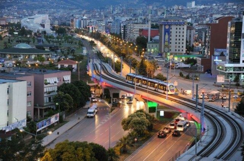 <p><strong>SAMSUN</strong></p><p>%34 Galatasaray</p><p>%24 Fenerbahçe</p><p>%17 Beşiktaş</p>