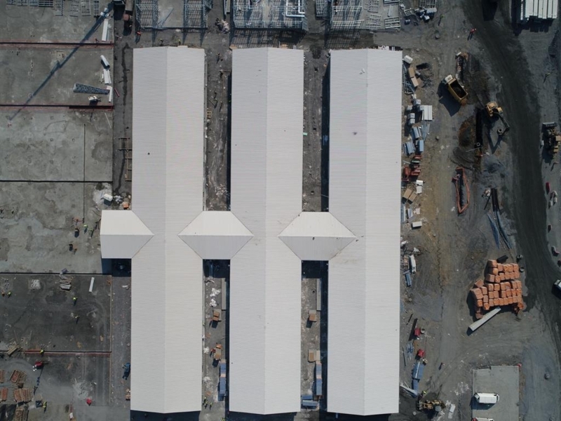 <p>Cumhurbaşkanı Erdoğan, 6 Nisan'da Tarabya'daki Huber Köşkü'nden video konferans yöntemiyle düzenlenen Cumhurbaşkanlığı Kabinesi toplantısının ardından yaptığı açıklamada, İstanbul'da Atatürk Havalimanı ve Sancaktepe'de iki hastane oluşturulacağını duyurmuştu.</p>