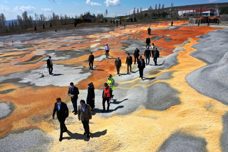 <p><b>'PAMUKKALE'NİN KARDEŞİ OLACAK'</b></p>