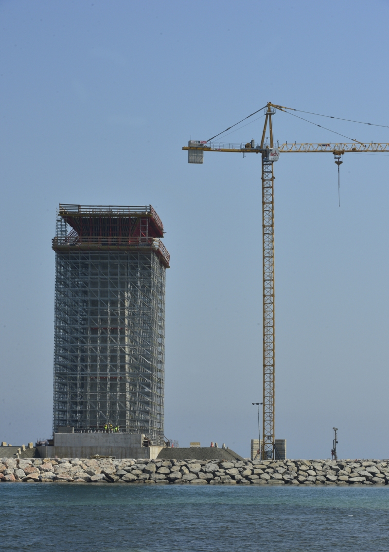 <p><b>- HER İKİ YAKADA 24 SAAT ARALIKSIZ MESAİ</b><br></p>