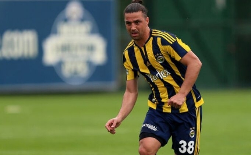 <p>'Bu olaydan sonra kul�ple t�m ba�lar�m koptu. Sezon sonunda zaten s�zle�mem bitti ve uzatmay� teklif etmediler.'</p>