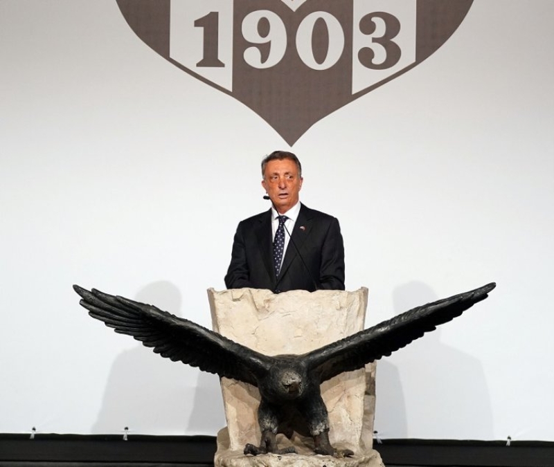 <p>Beşiktaş yönetimi, futbolcuların alacaklarının önemli bir bölümünü öderken, bir kısmını da yeniden bir ödeme takvimine bağladı.</p>