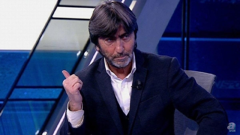 <p>'Bu virüsün daha ilacı, aşısı dahi 1 yıldan önce bulunmaz derken, belki de böyle yaşamaya alışacağız. Ekonomi de önemli ama her şeyden önemlisi sağlıktır. Verilen rapor çok önemli, karar sağlık düşünülerek alınacaktır. Tarih kafalarında belli zaten, karar verilirse ona göre oynanacaktır. Ben ortadayım oynanıp oynanmaması konusunda.'</p>