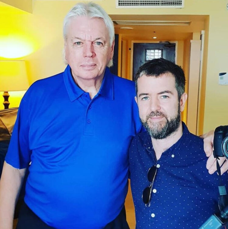 <p>Hırvat futbolcunun bu tepkisi çok geçmeden anlaşıldı ve Icke'nin 'Koronavirüs salgınının, aşıları halka zorla yaptırmak için bir efsane olduğu' teorisini desteklediği ortaya çıktı.</p>