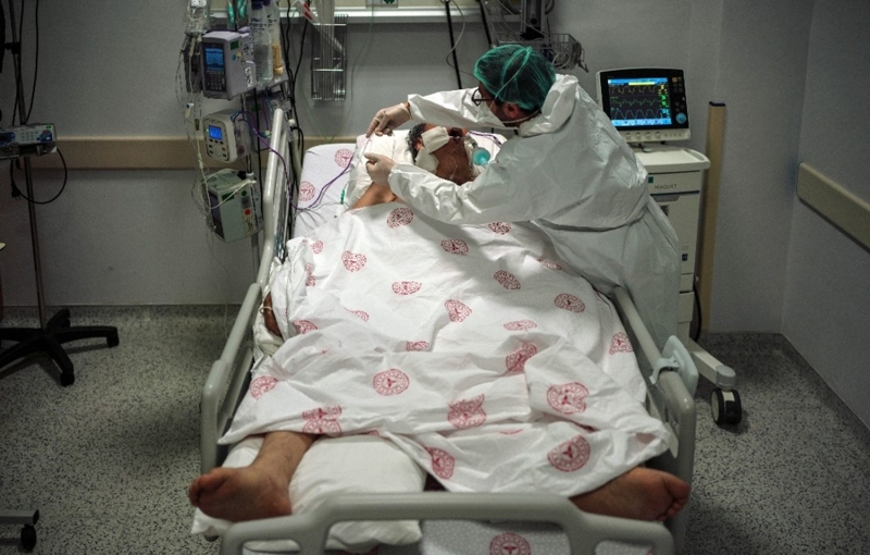 <p><b>KOVİD-19 ŞÜPHELİ HASTALARA UYGULANAN İŞLEMLER</b><br></p>