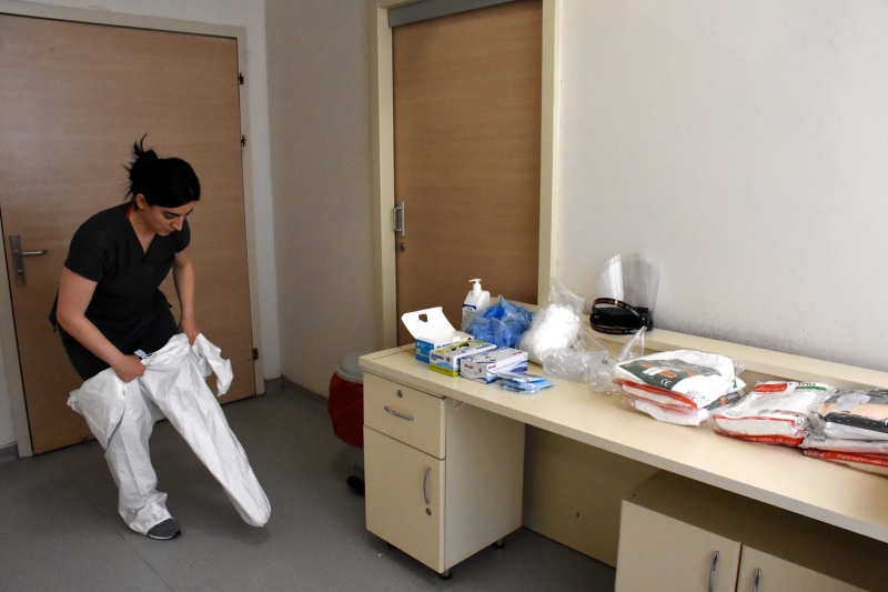 <p><b>- 'HASTALARIN YLEMES BZLERE MORAL OLUYOR'</b><br></p>