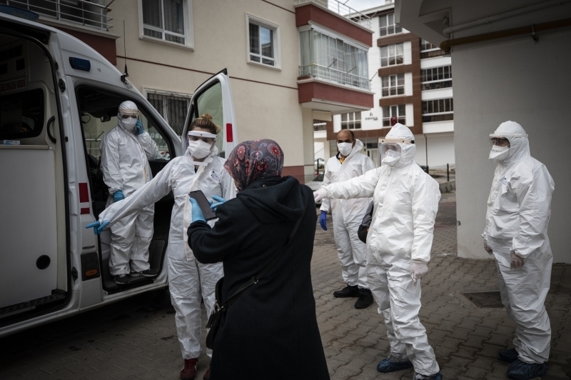 <p><b>- 'OLUMLA 2 AYDIR NTERNETTEN GRYORUZ'</b><br></p>