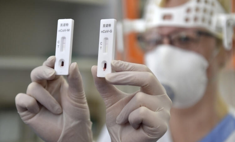 <p><b>KOMPLO TEORİLERİNDEN LOVREN DE ETKİLENMİŞTİ </b></p><p>Icke'nin son iddiası ise koronavirüs salgınının, 'aşıları halka zorla yapmak için bir efsane olduğu' olmuştu</p>