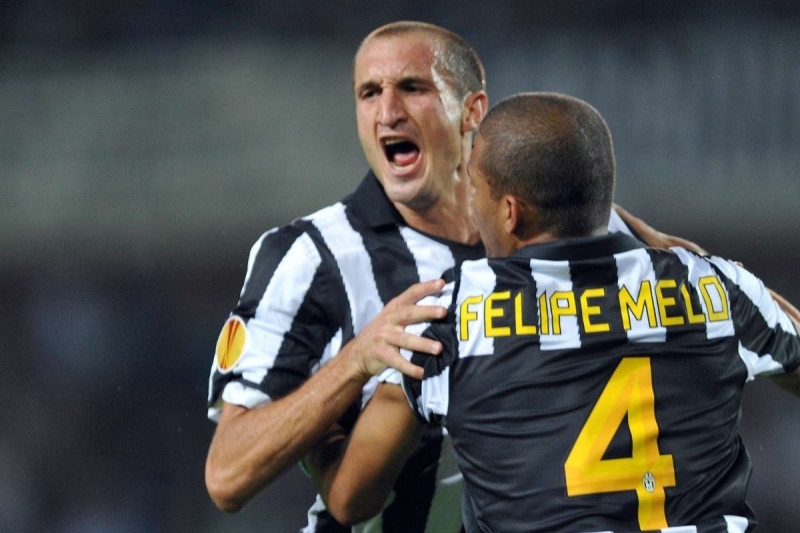 <p>Felipe Melo, Chiellini'ye 'Ben Torino'dayken hiç kimseye saygısızlık etmedim. Ne takım arkadaşlarıma, ne yöneticilere, ne de herhangi birine...</p>