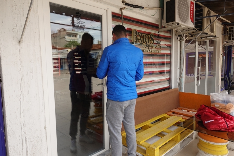 <p>Berber, kuaför ve güzellik salonları, 09.00-21.00 saatleri arasında çalışacak, müşterilere randevu sistemiyle hizmet verecek.</p>