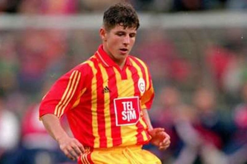 <p>Arda Turan: �ok iyi profesyonelsin abi. Fenerbah�elisin ama Galatasaray altyap�s�ndan yeti�ti�ini ve o g�nleri inkar etmiyorsun.'</p>