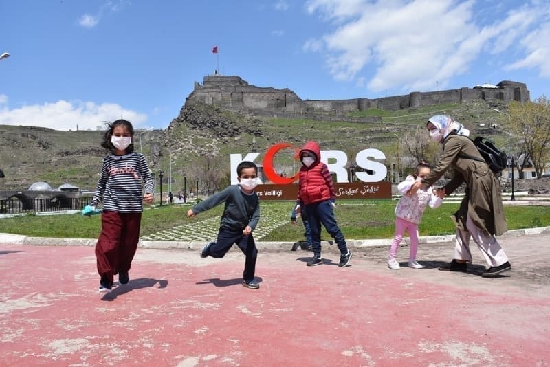 <p><b>- KIRKLARELİ VE TEKİRDAĞ</b><br></p>