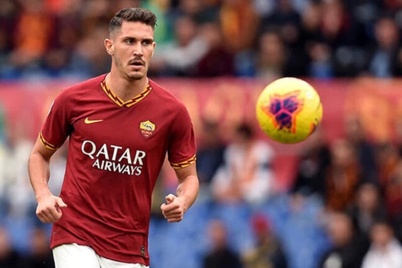 <p><span style='font-size: 1.2rem;'><b>MERT ÇETİN KİRALANABİLİR</b></span></p><p>Fakat bunun gerçekleşmemesi durumunda Roma'dan Mert Çetin'in kiralanması da gündemde.</p>