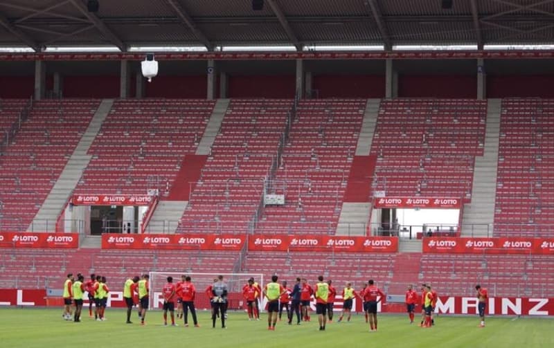 <p>Mainz: 110 Euro Dusseldorf: 109 Euro </p>